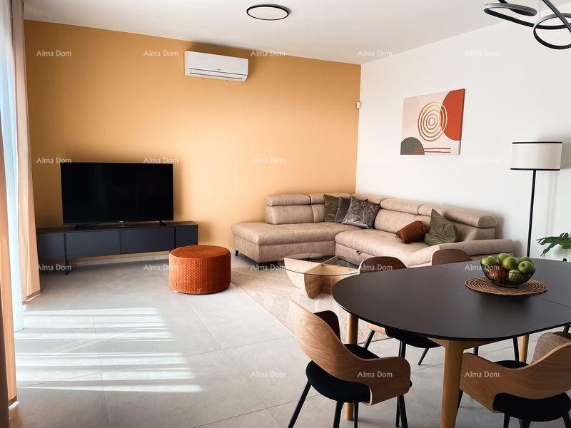 A newly built, modern two-story house with a swimming pool near the sea, Pomer! 11