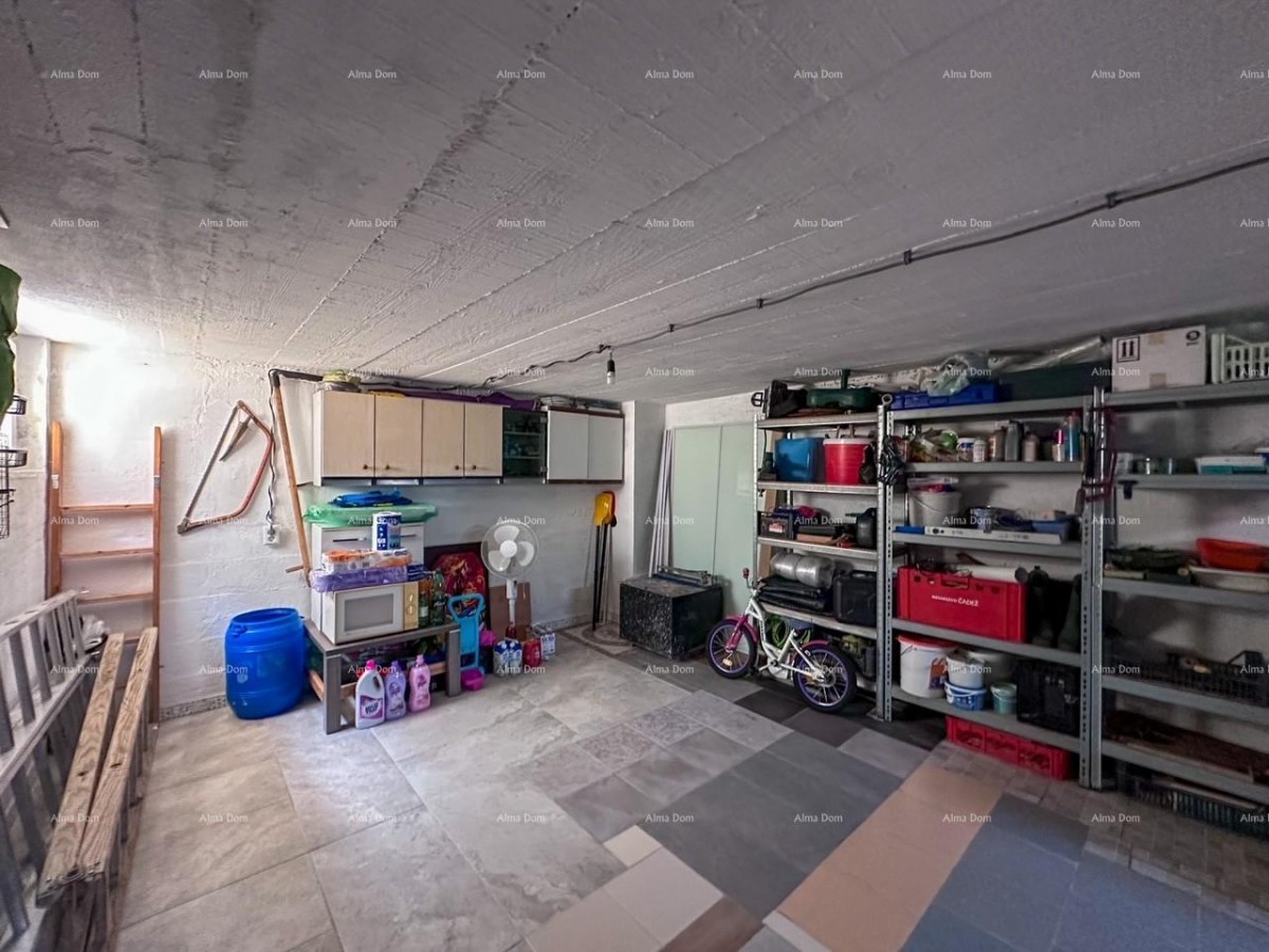 Продаем дом с двумя квартирами в Валбандоне. 40