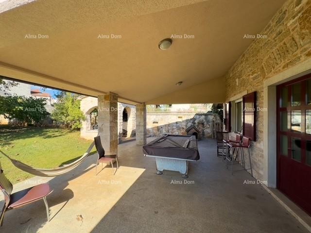 Bale: Prostrana vila s bazenom i kućom za goste 5