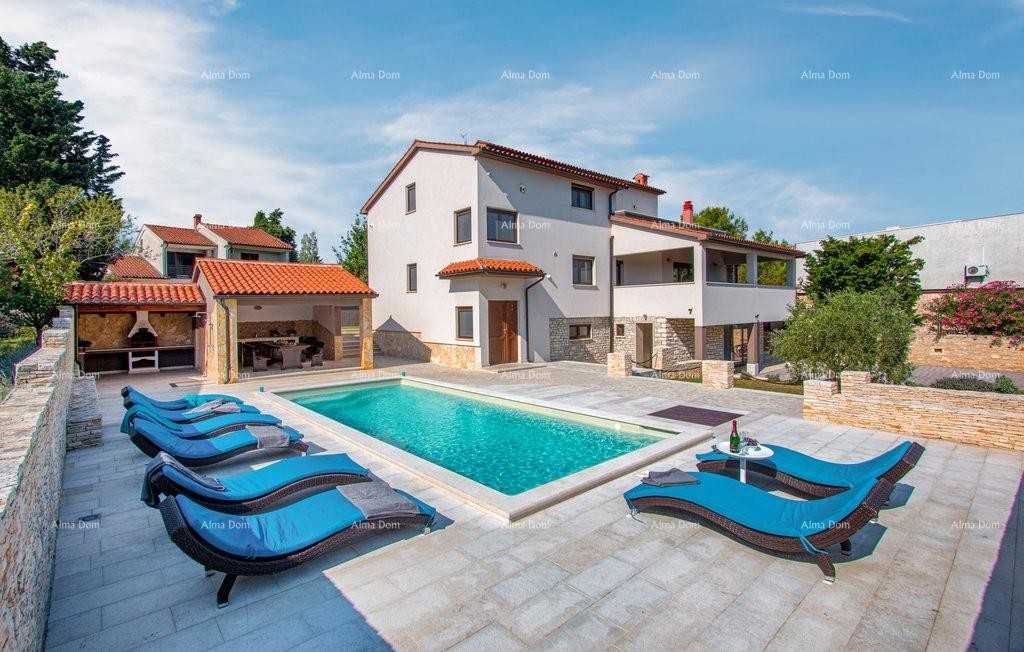 Premantura, villa indipendente con 5 camere da letto. Vicinanza al mare. 3