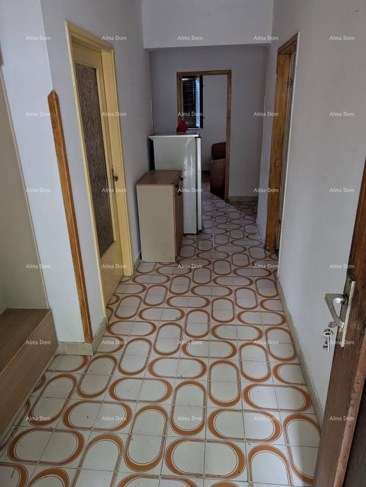 Prodaja samostojeće kuće s okućnicom i vrtom - Pazin 9