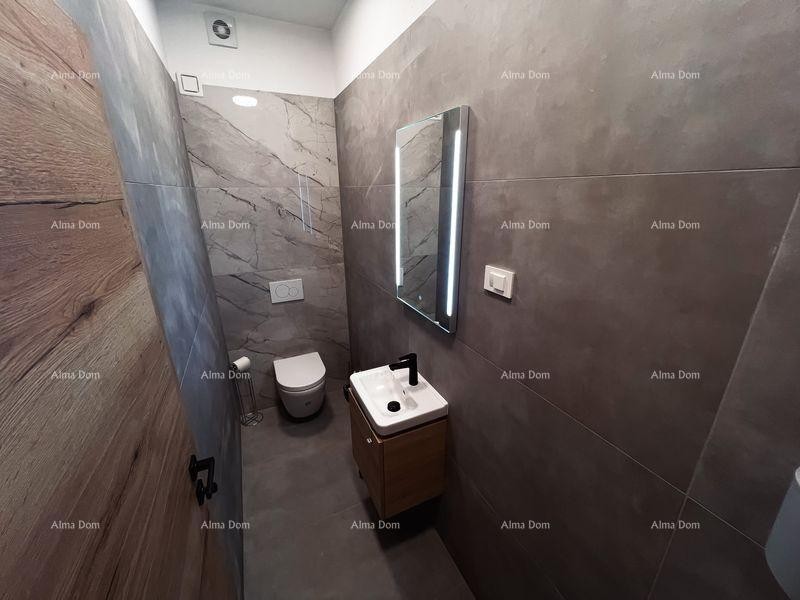 A newly built, modern two-story house with a swimming pool near the sea, Pomer! 14