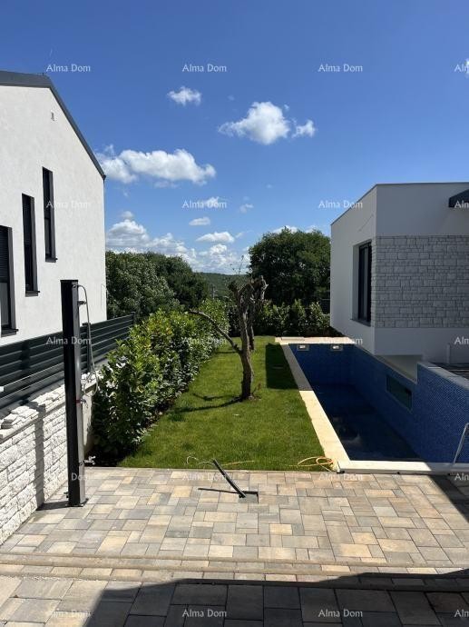 Modern villa for sale. 3