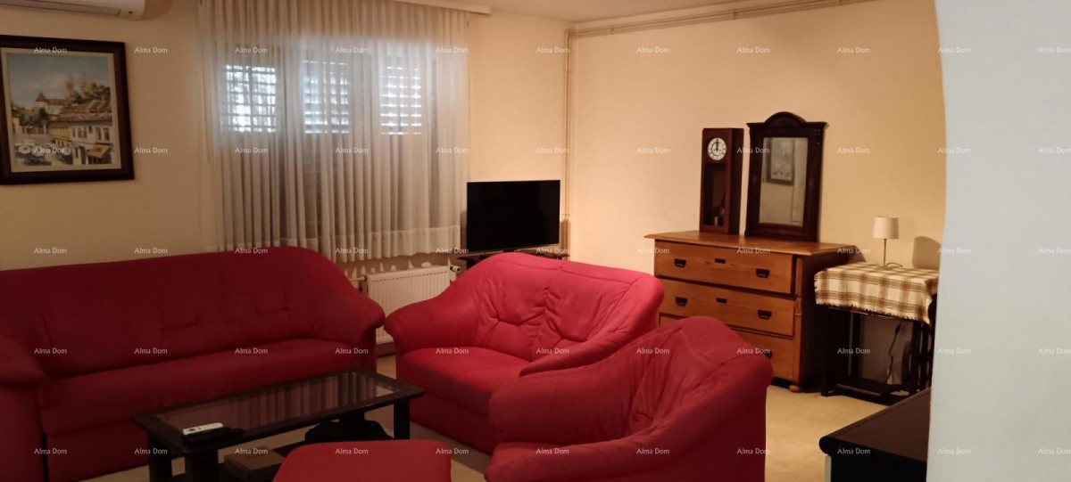 Poreč, Casa con appartamenti di 330m² con piscina 6