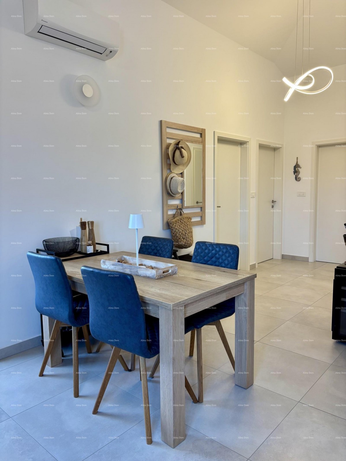 PEROJ – Moderni stan s pogledom na more — samo 800 m do plaže 10