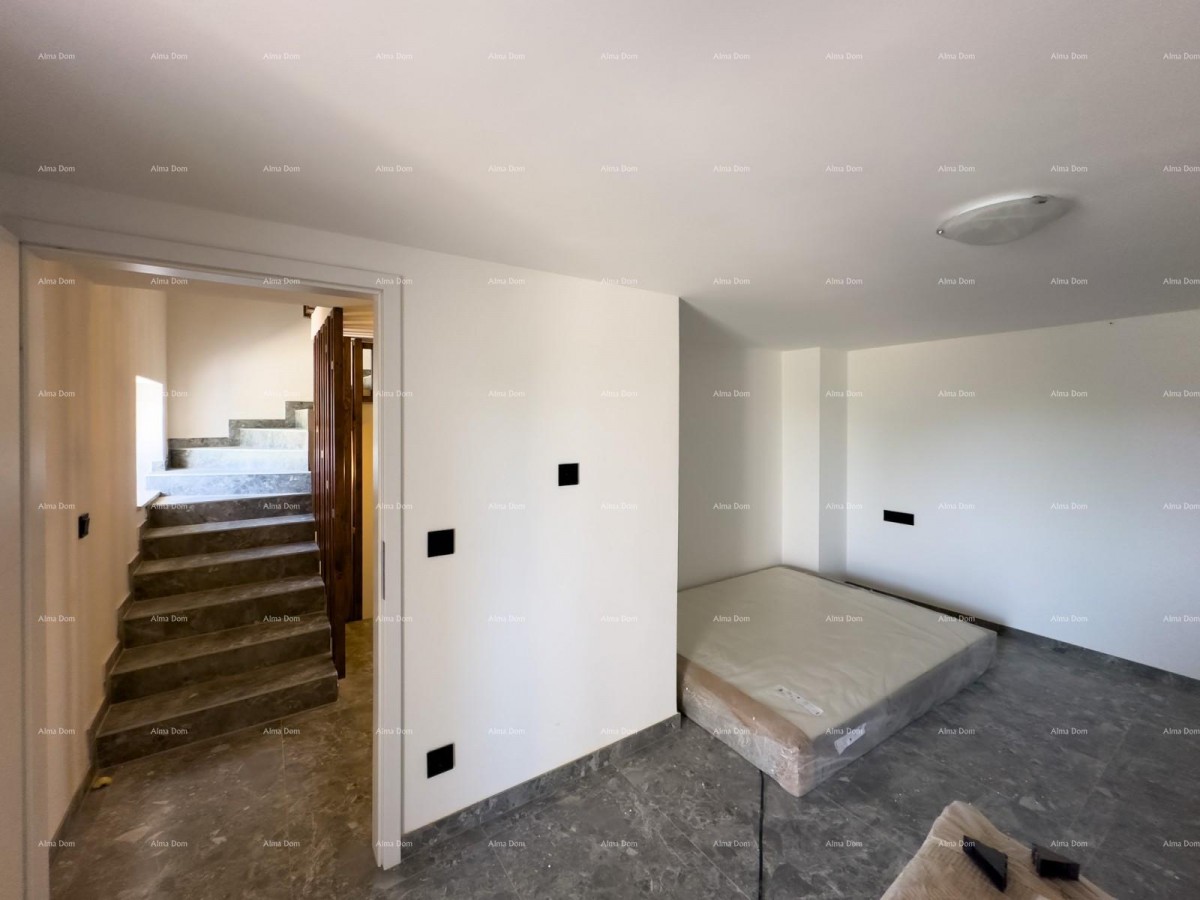 Продается отремонтированный истрийский каменный дом в окрестностях Жминя 8