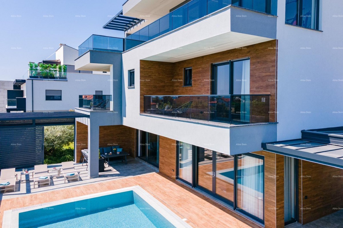 Fasana! Villa moderna con vista sul mare e su BRIONI! 1