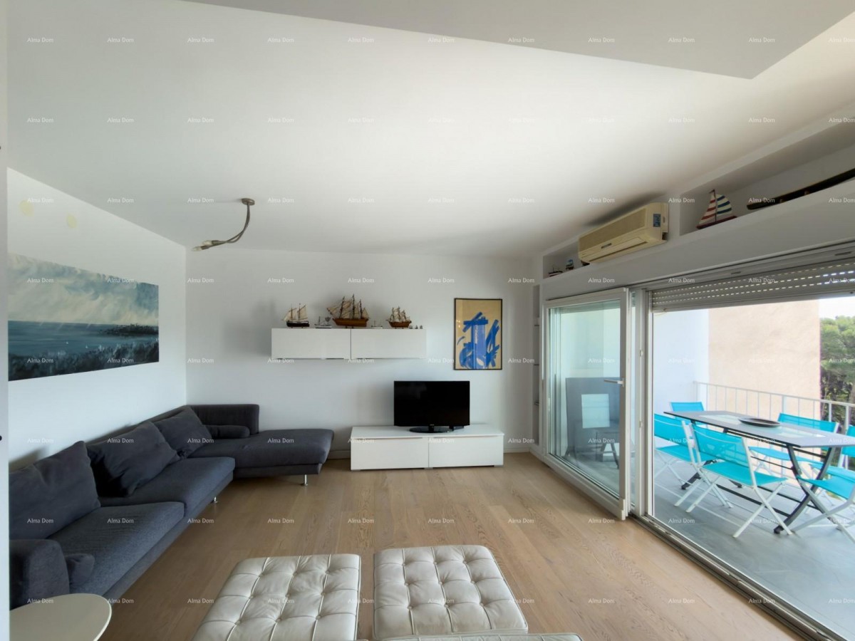 Vendita - appartamento con vista mare - a due minuti dalla passeggiata Lungomare, Pola! 4