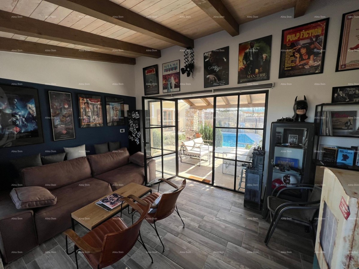 Prekrasna rustikalna hiša s bazenom in manjšim objektom 17