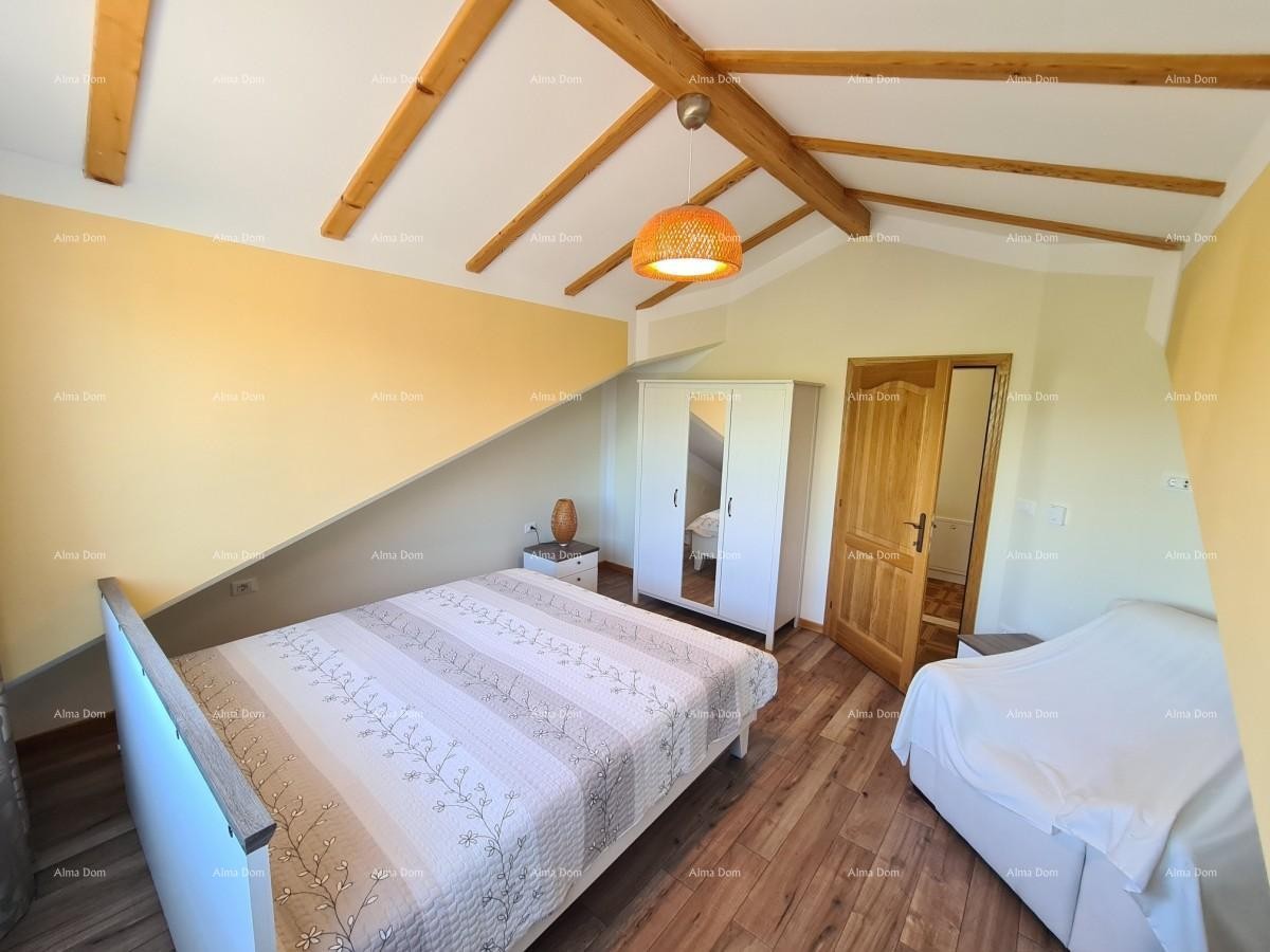 Trinadstropno stanovanje s strešno teraso! 100 metrov do morja. 35