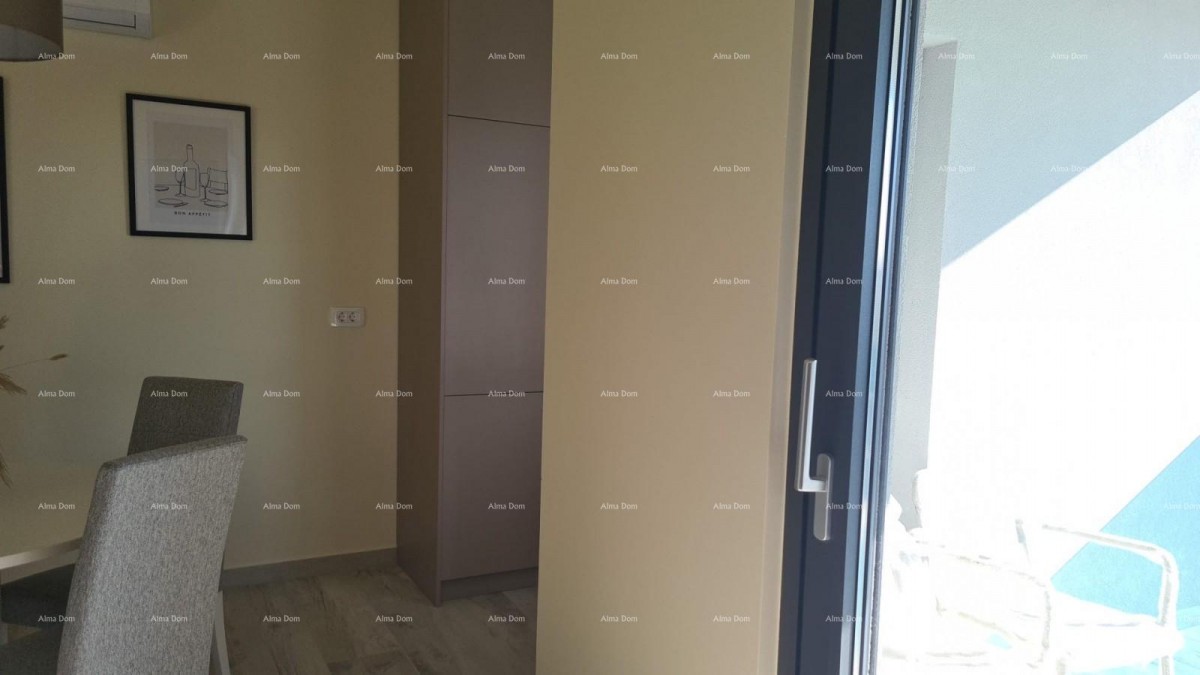 Modern apartment in block F, with two parking spaces and storage, near Umag! F2 11