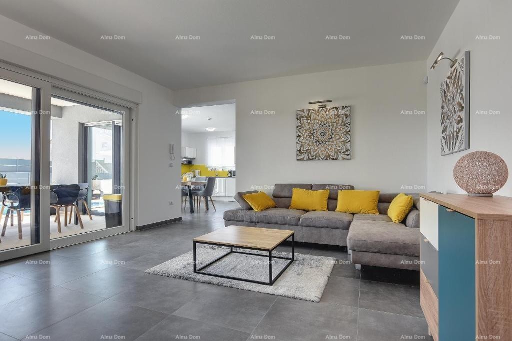 Moderna hiša z bazenom! Blizu Pule! 10