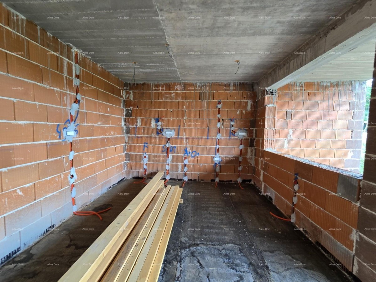 Продается строящийся дом – Мунтич 22