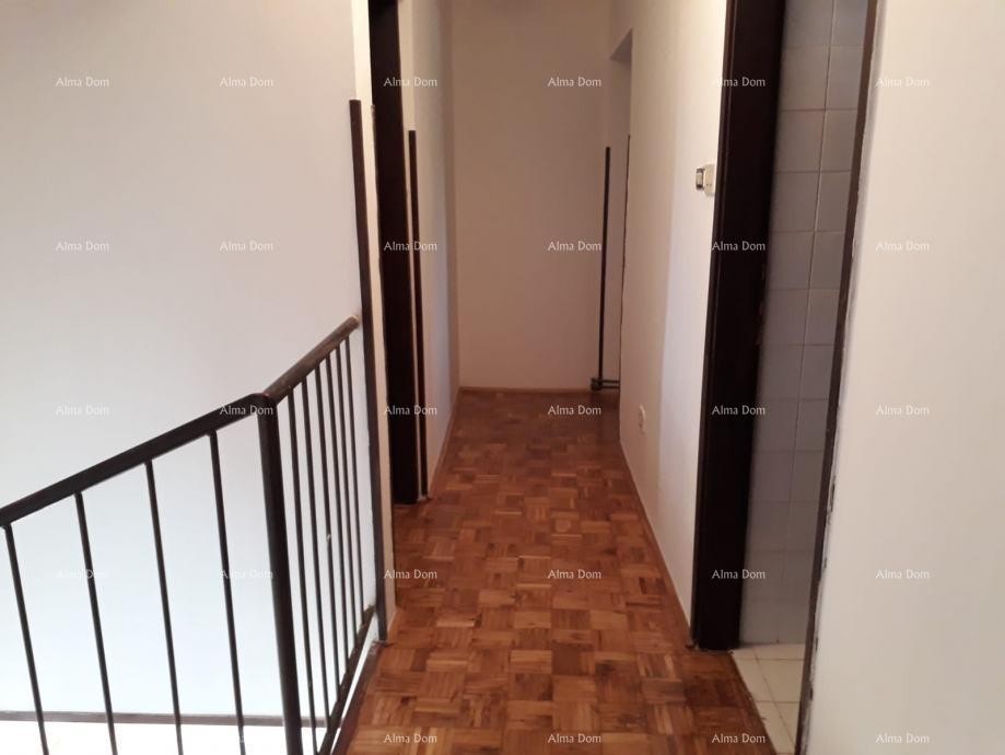 Vendiamo una casa in pietra nel centro di Brtonigle! 14