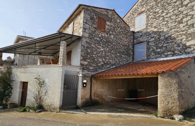 Каменная истарская casa в Бртонигли