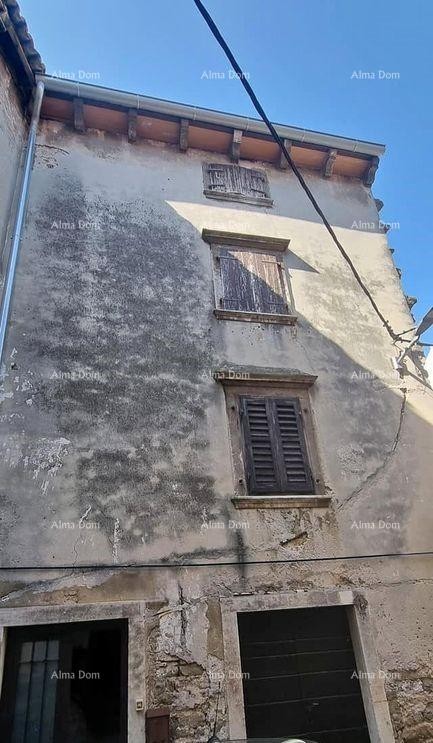 Large Istrian Stone House for Sale on Three Floors, Buje! 2