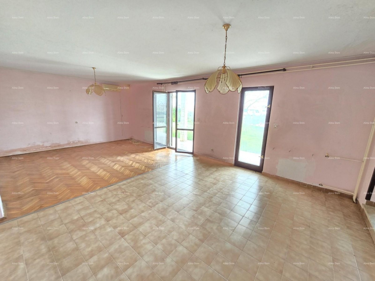 Casa spaziosa vicino a Pola! Due appartamenti - 2500 m² di terreno! 2