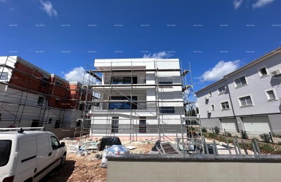 Prodaja stana/penthouse u novogradnji sa velikom terasom, Štinjan!
