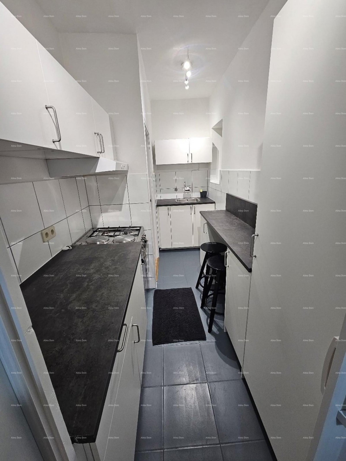 PULA, ONE-BEDROOM APARTMENT – 50 m² 7