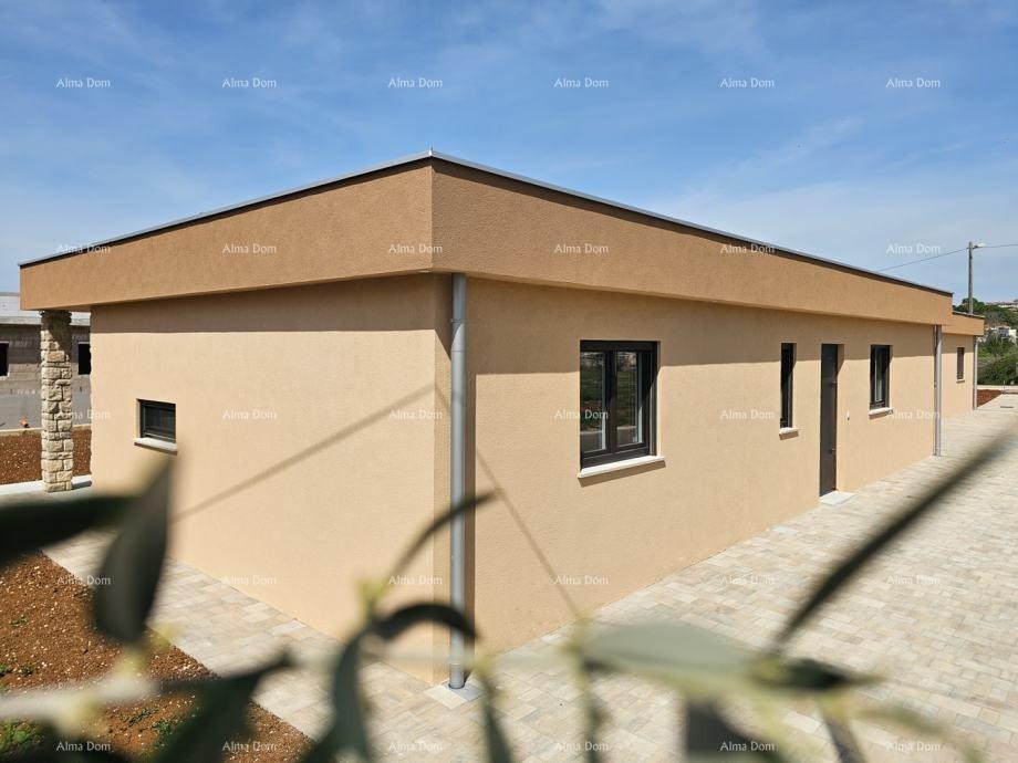 Prizemna kuća s bazenom – okolica Poreč 3