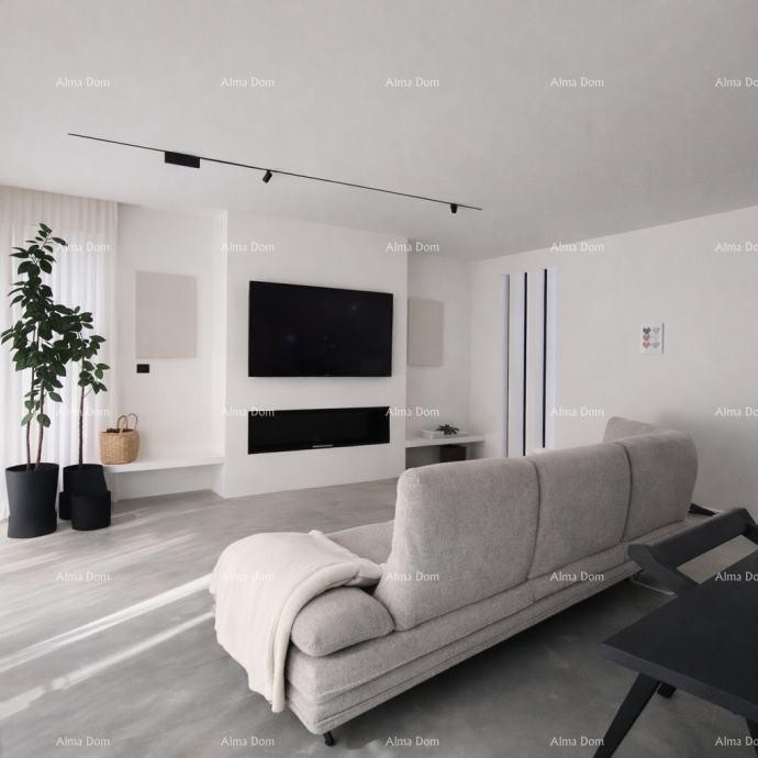 In vendita casa al piano terra in una zona tranquilla di Labin 4