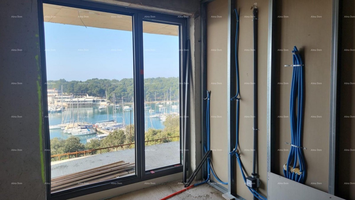 Luksuzno stanovanje s pogledom na morje in garažno mesto, Pula, Veruda! 7