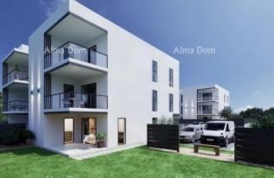 Sale of apartments in a new residential project with 2 parking spaces, Peroj!