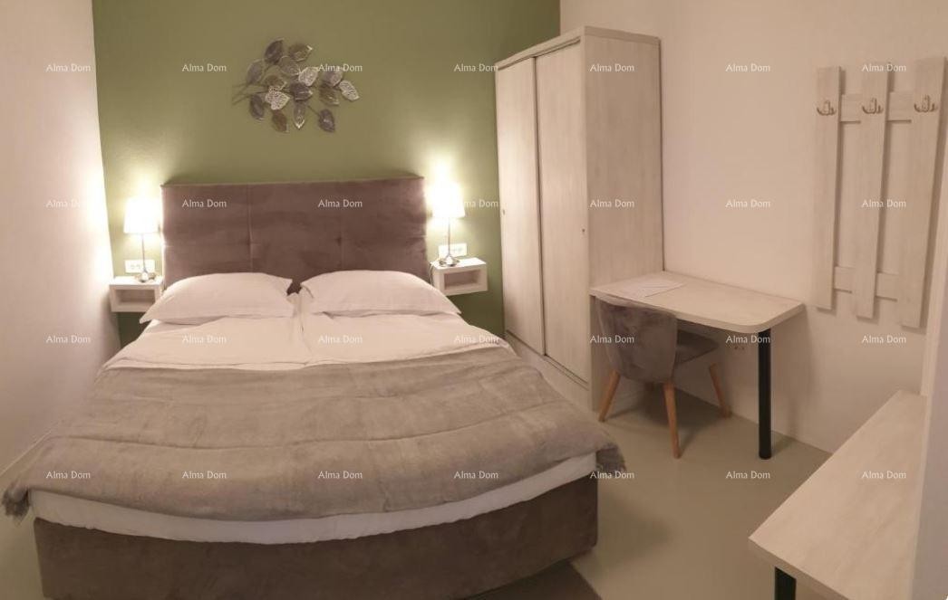 Enosobno prenovljeno stanovanje v centru Rovinja 9