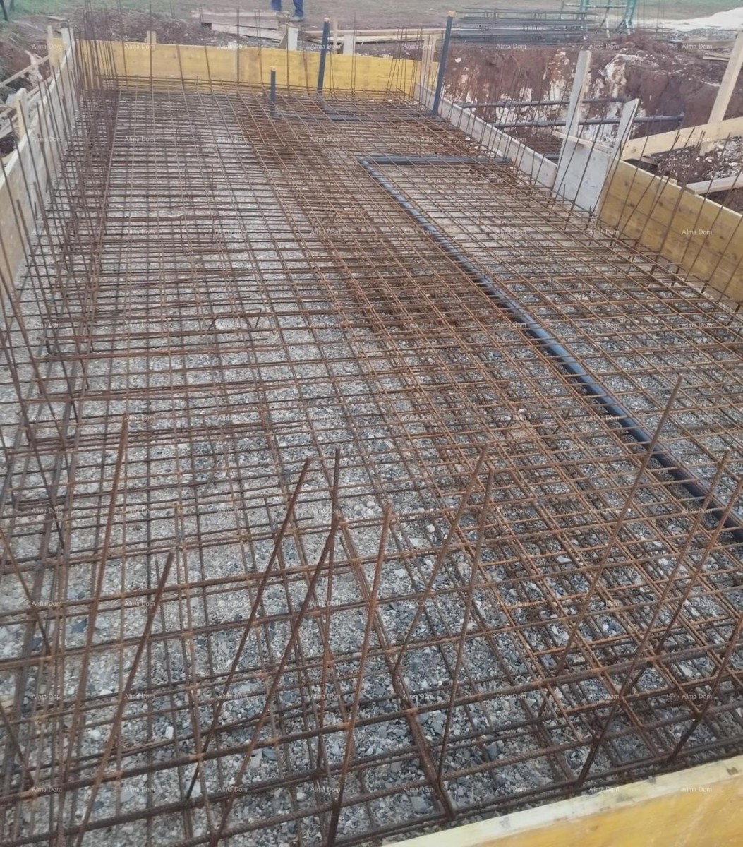 Prodaja dvoetažne kuće s bazenom u mirnom naselju, okolica Pule! 8