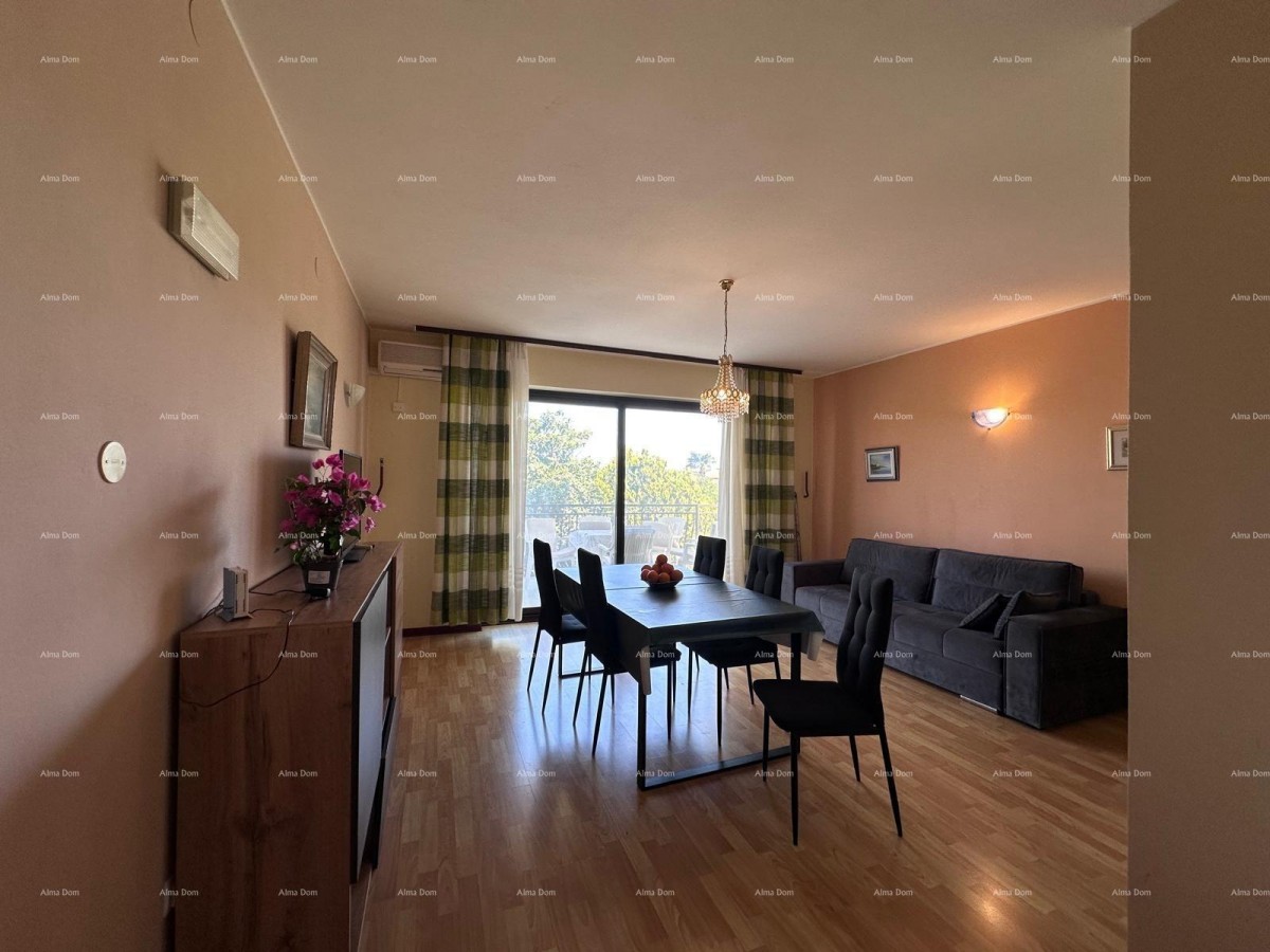 Prodajemo hišo s pet apartmajev na odlični lokaciji! 24