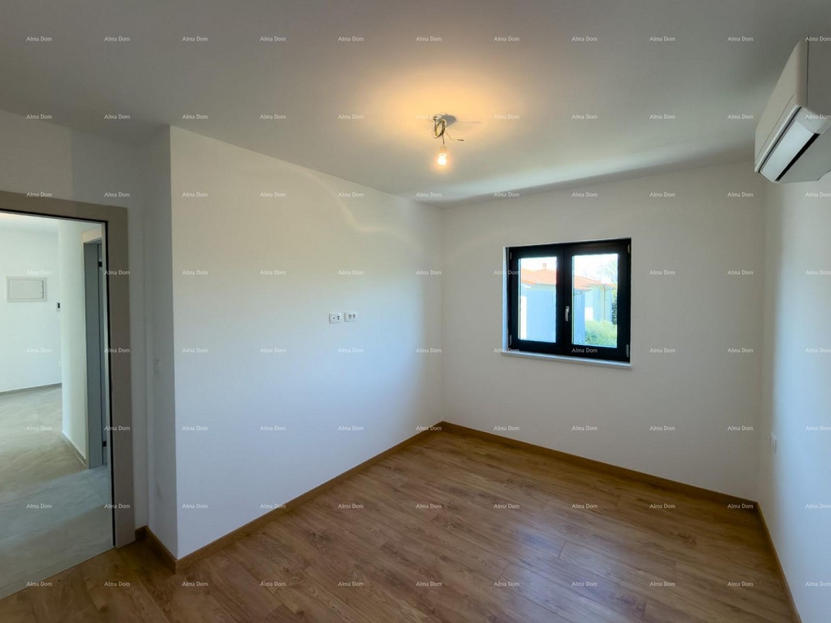 Новая постройка в отличном месте. 20