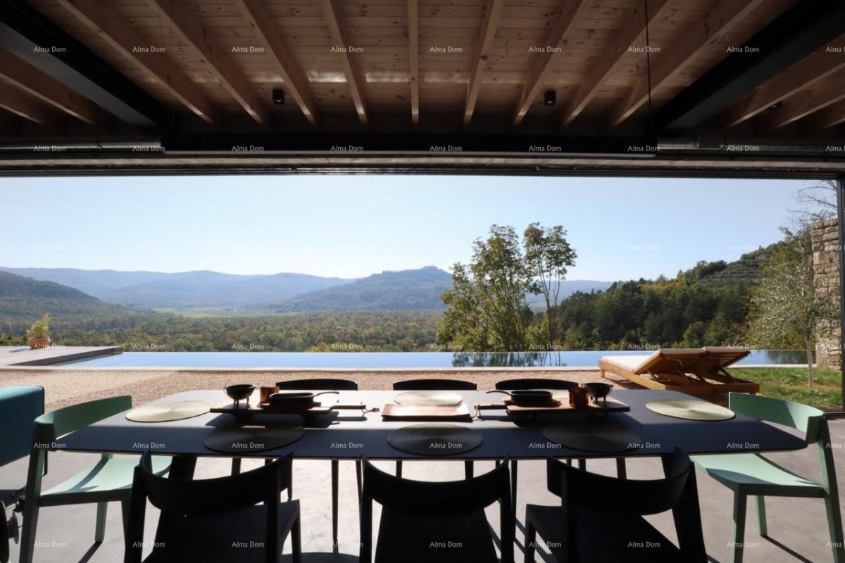 Lussuosa villa con vista su Motovun! 33