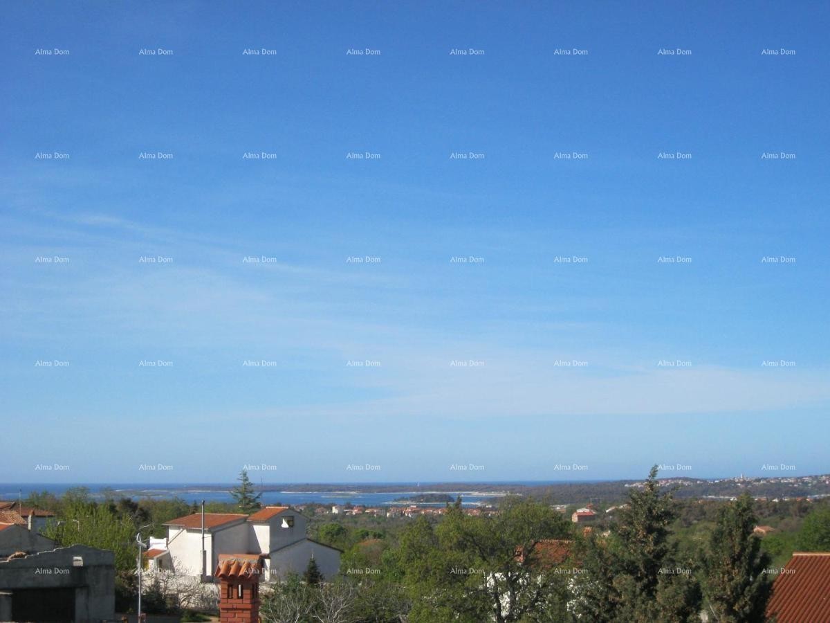 Prodaja velikega, lepo urejenega in popolnoma opremljenega apartmaja, s pogledom na morje, Ližnjan! 2