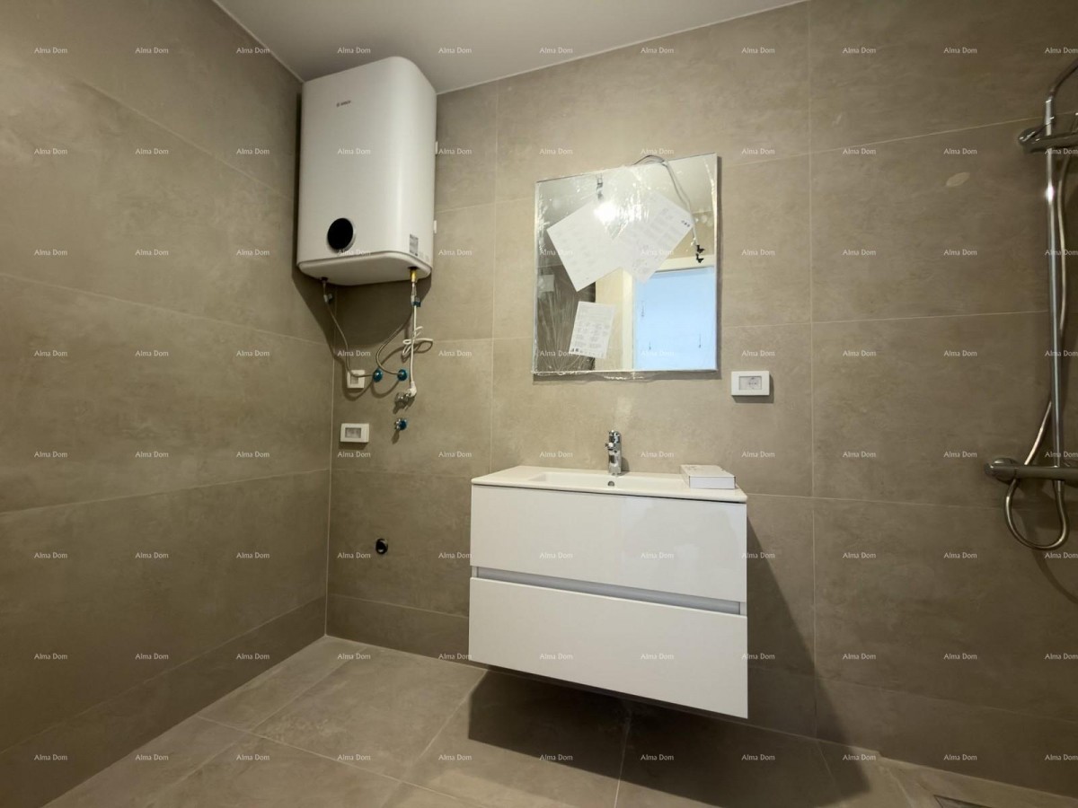 DVOETAŽNI APARTMA V CENTRU POREČA 19