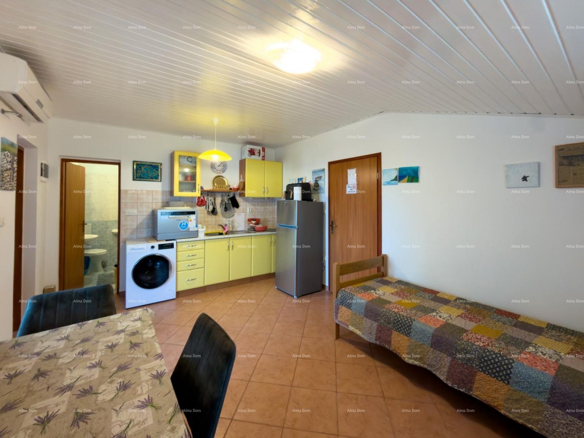 We are selling an apartment with a sea view! 6