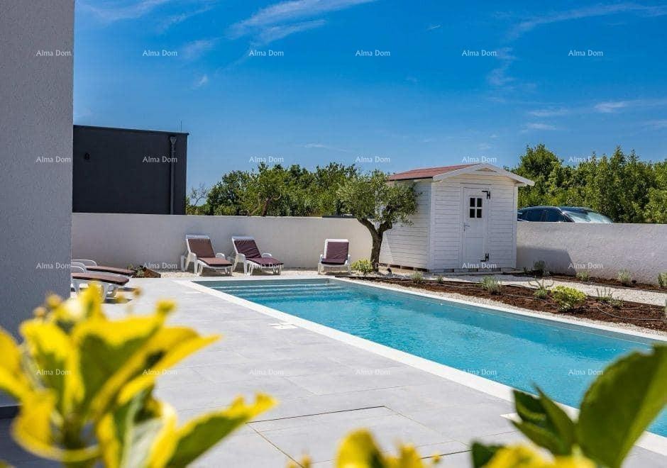 Beautiful Modern Villa with Heated Pool – Štokovci 13