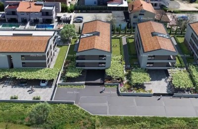 Prodaja stanov v moderni novogradnji s bazenom, Fažana!