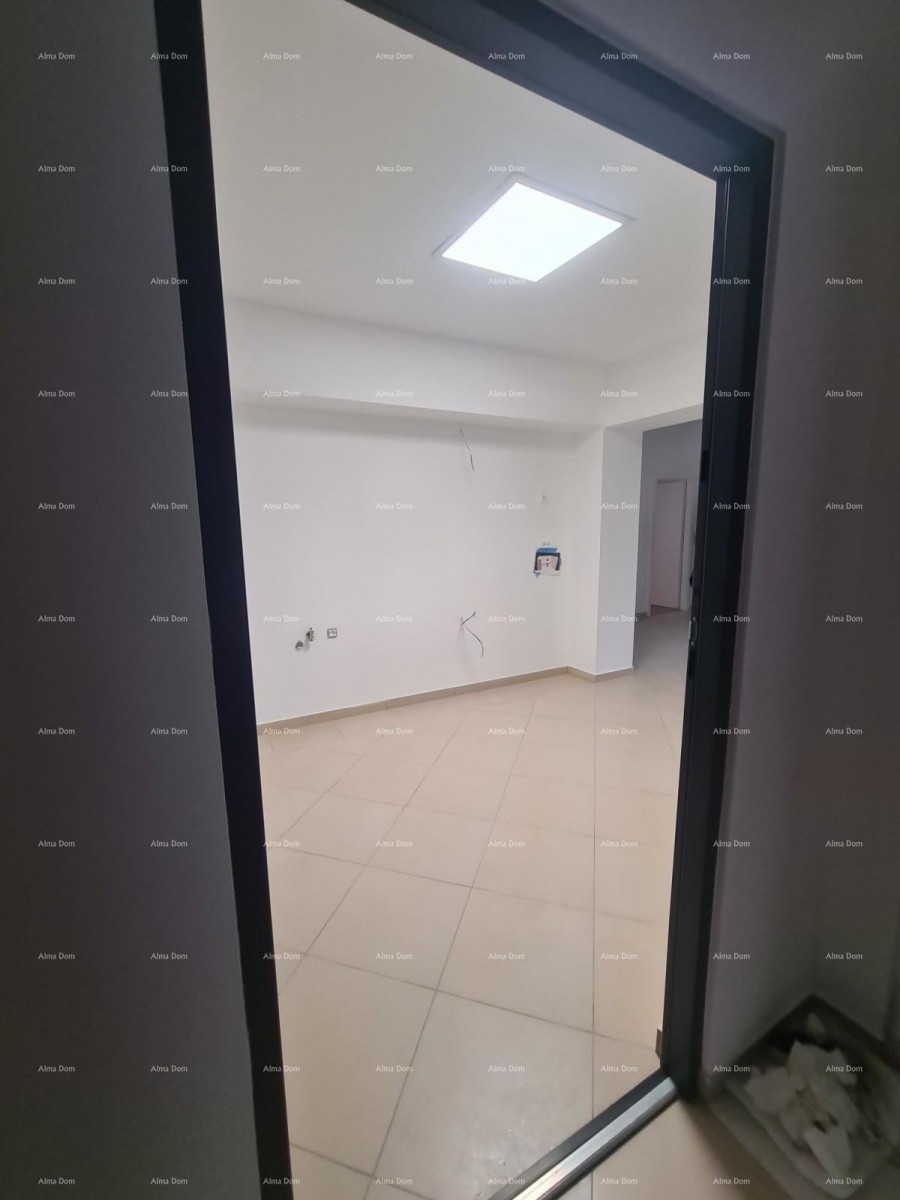 Istra. Pula. Veli vrh. 3