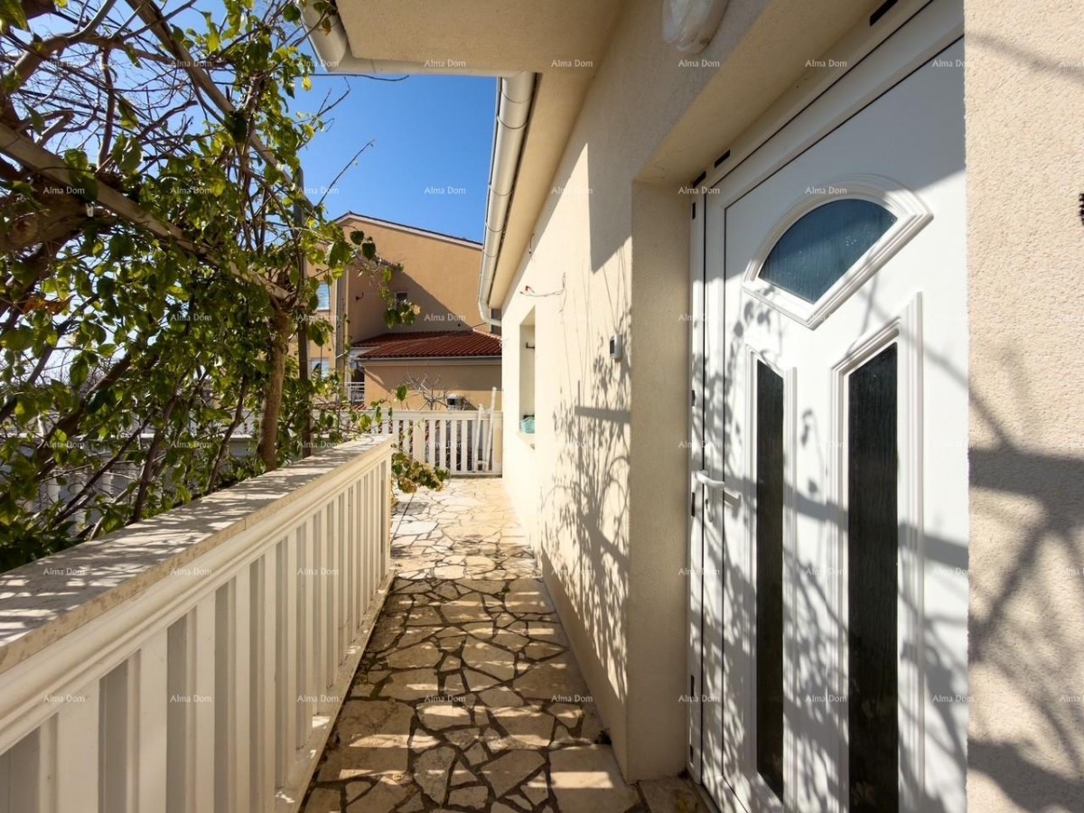 Ližnjan, renovated and fully furnished house with a garage and a cellar 5