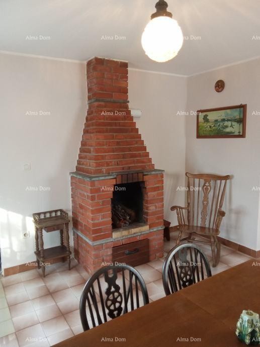 Građevinsko zemljište s legaliziranom nekretninom Pariži općina Pazin 3