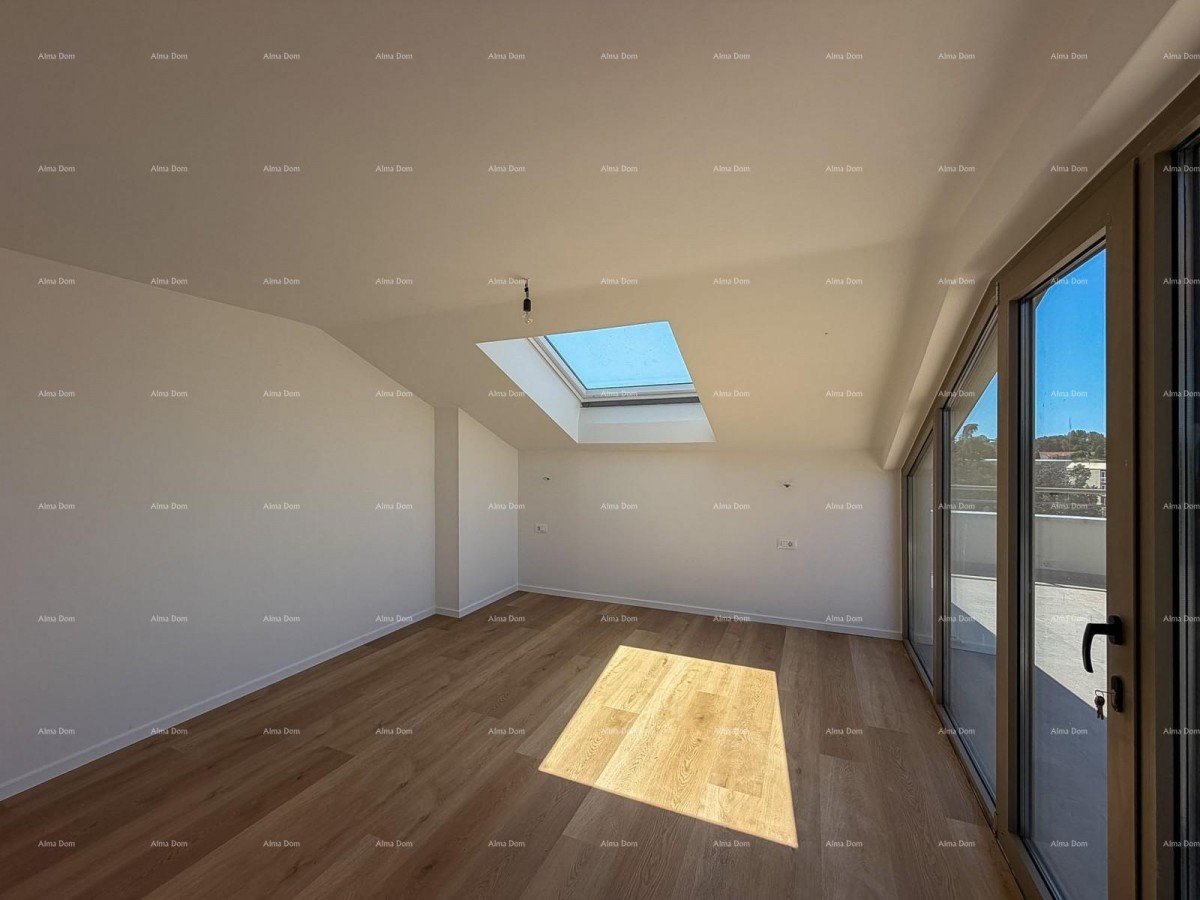 Two-Bedroom Apartment in the Center of Poreč 19
