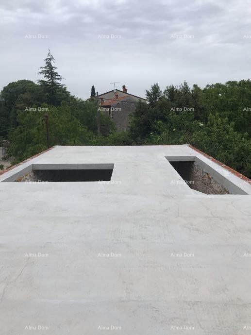 NA PRODAJU: KUĆA U TIJEKU RENOVACIJE U SRCU KANFANARA 5