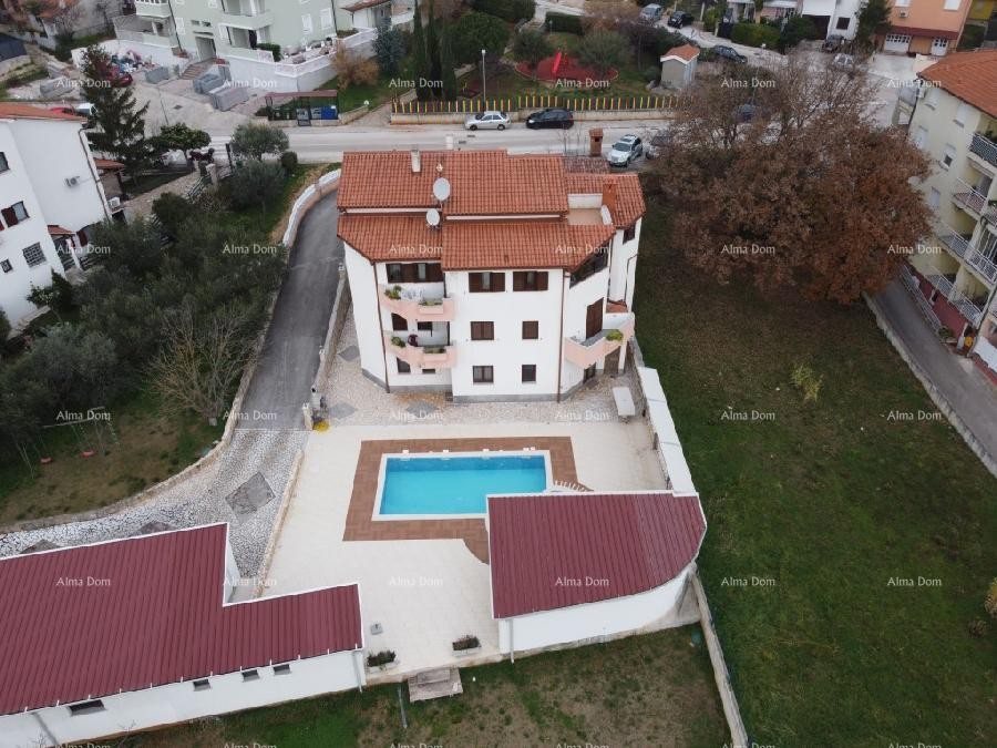 Pula Veruda. Большой особняк с квартирами! 11