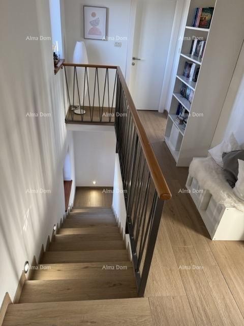 Casa Mediterranea con piscina e vista mare, Raša 10