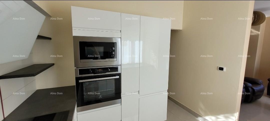 Ližnjan! Opremljen stan! Pogled na more! 9