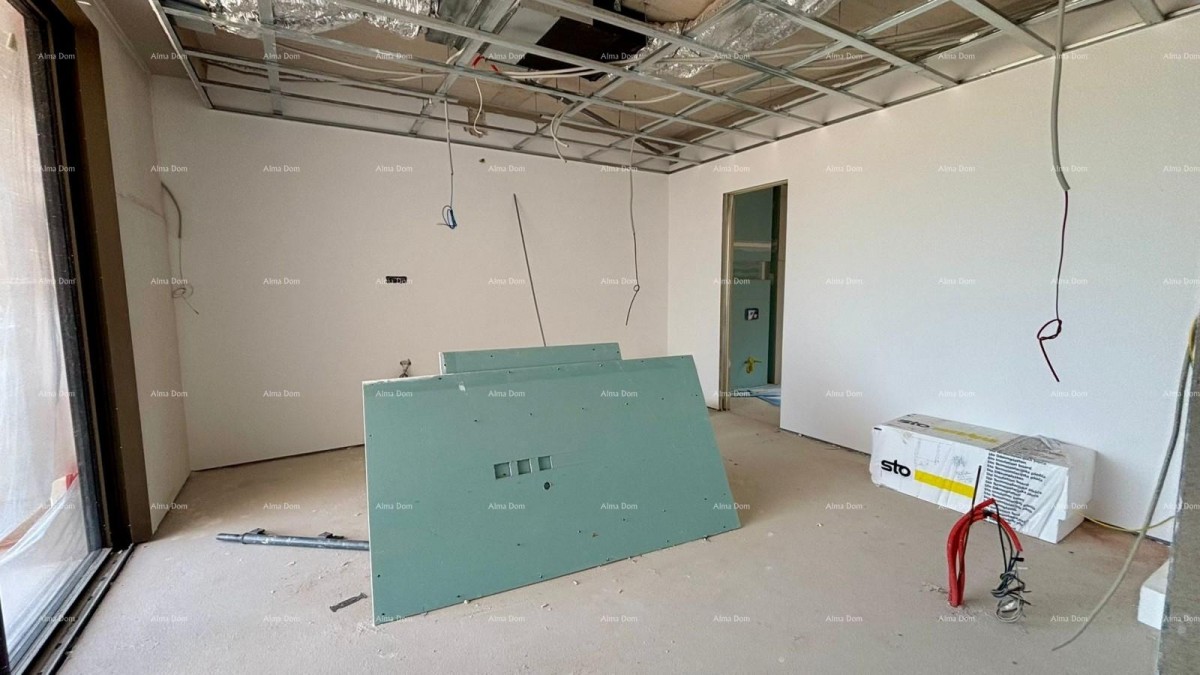 Prodaje se moderna vila u Rovinju 41