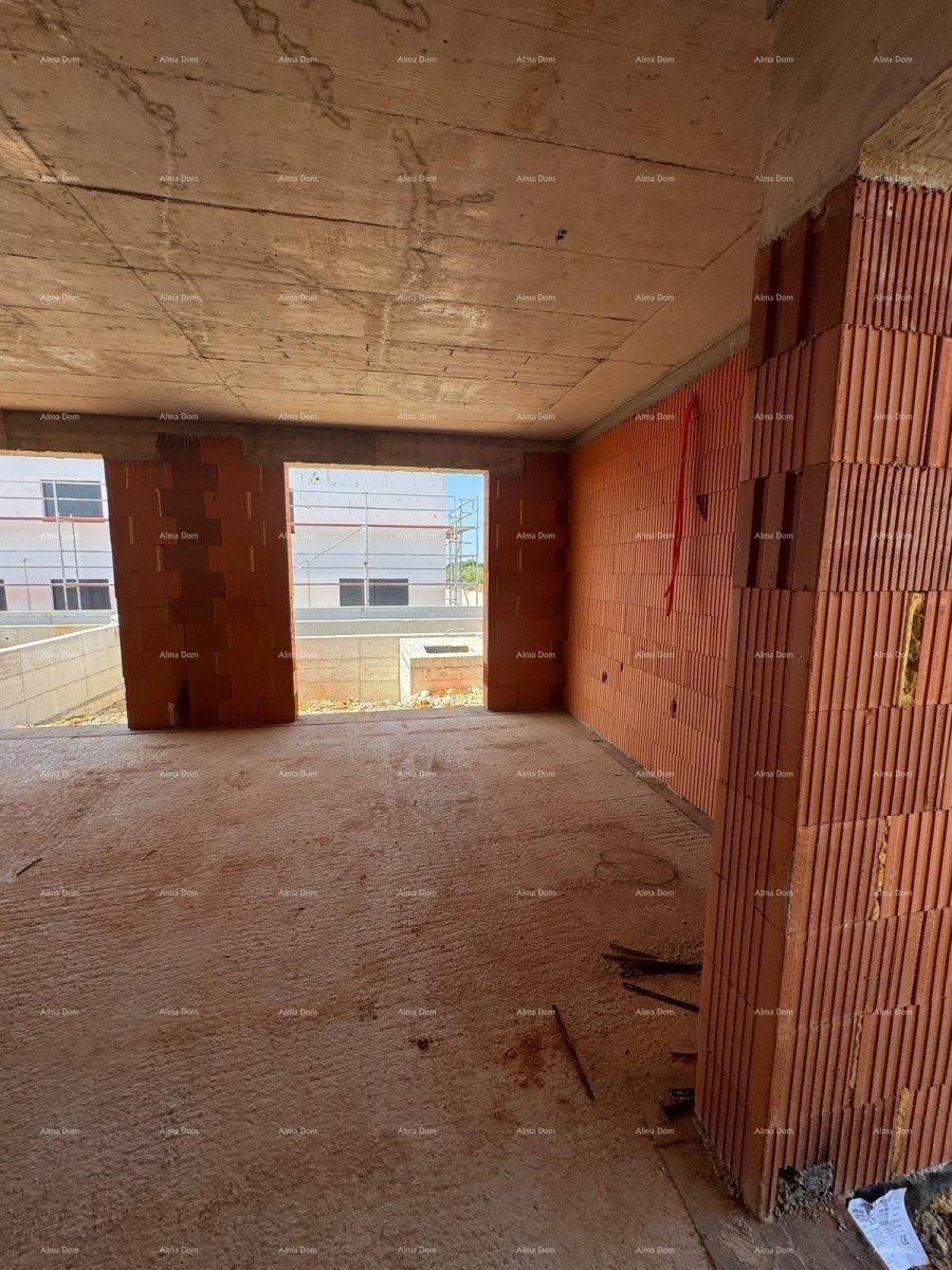 Prodaja duplex kuće s bazenom u širem dijelu grada Pule! 7