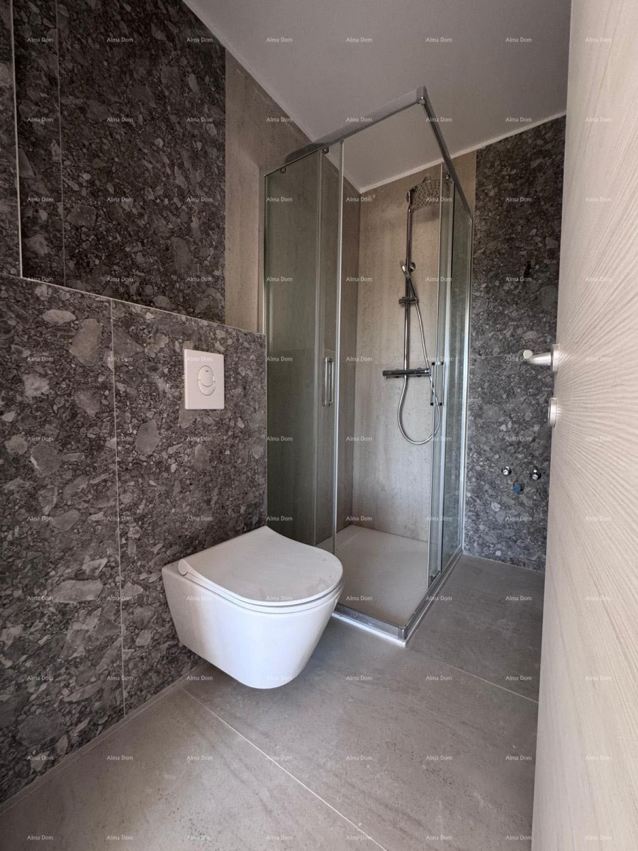 Sale of a luxury two-story apartment with a parking space, Valbandon! 27