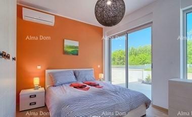 Beautiful villa for sale, Marčana 15