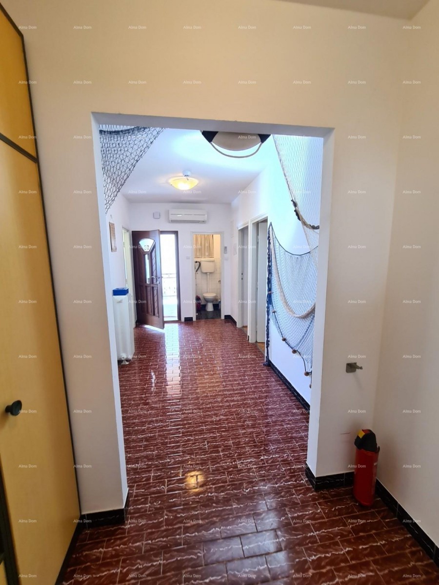 Пула. Зеленикa! Самостоятельный дом! 50 метров до пляжа! Вид на море! 29